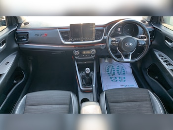 Used Kia Stonic 2021 for sale - 78810966: Photo