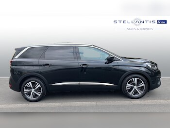 Used Peugeot 5008 2018 for sale - 77754916: Photo