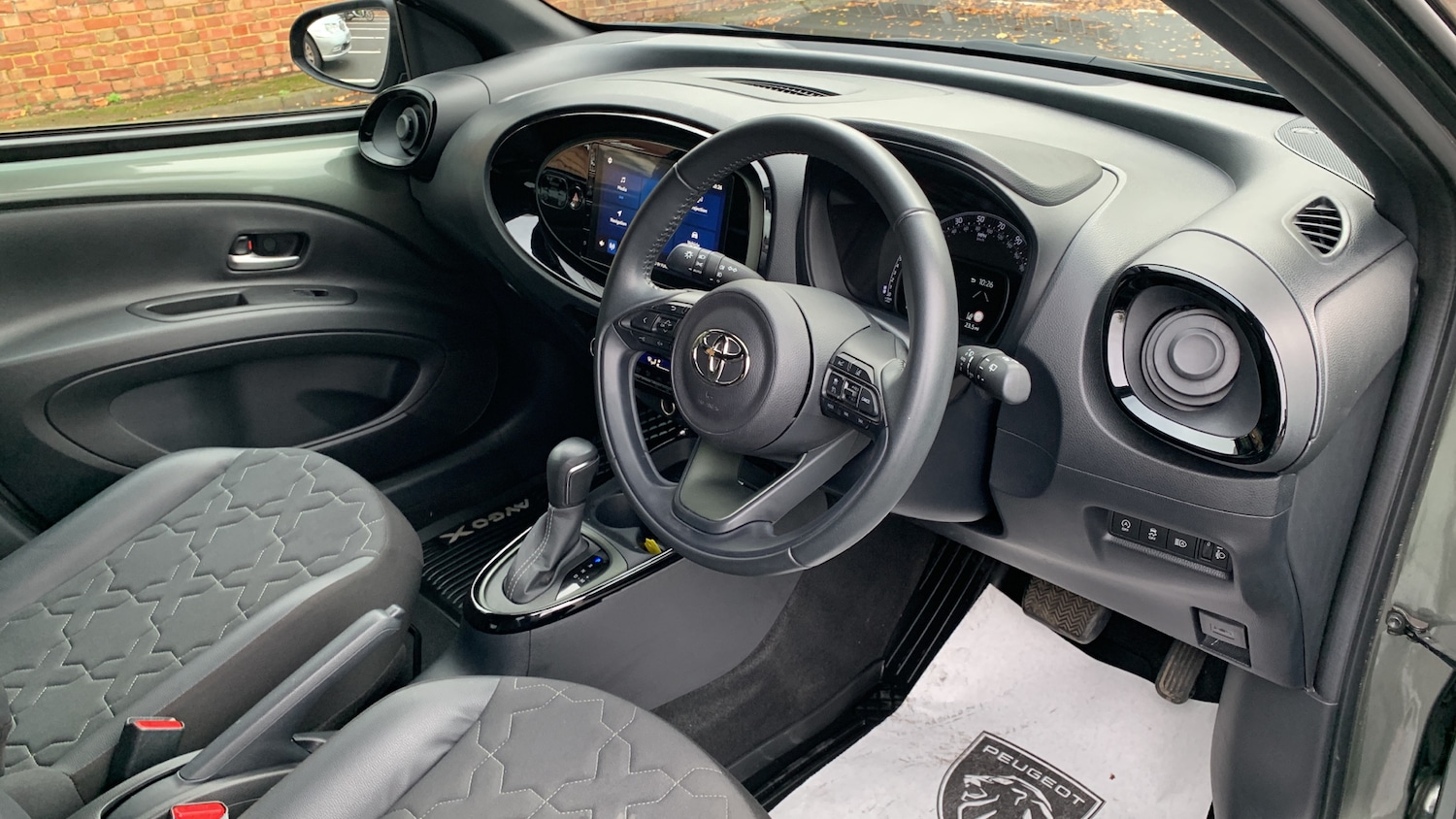 Used Toyota Aygo X 2022 for sale - 76574437: Photo 11