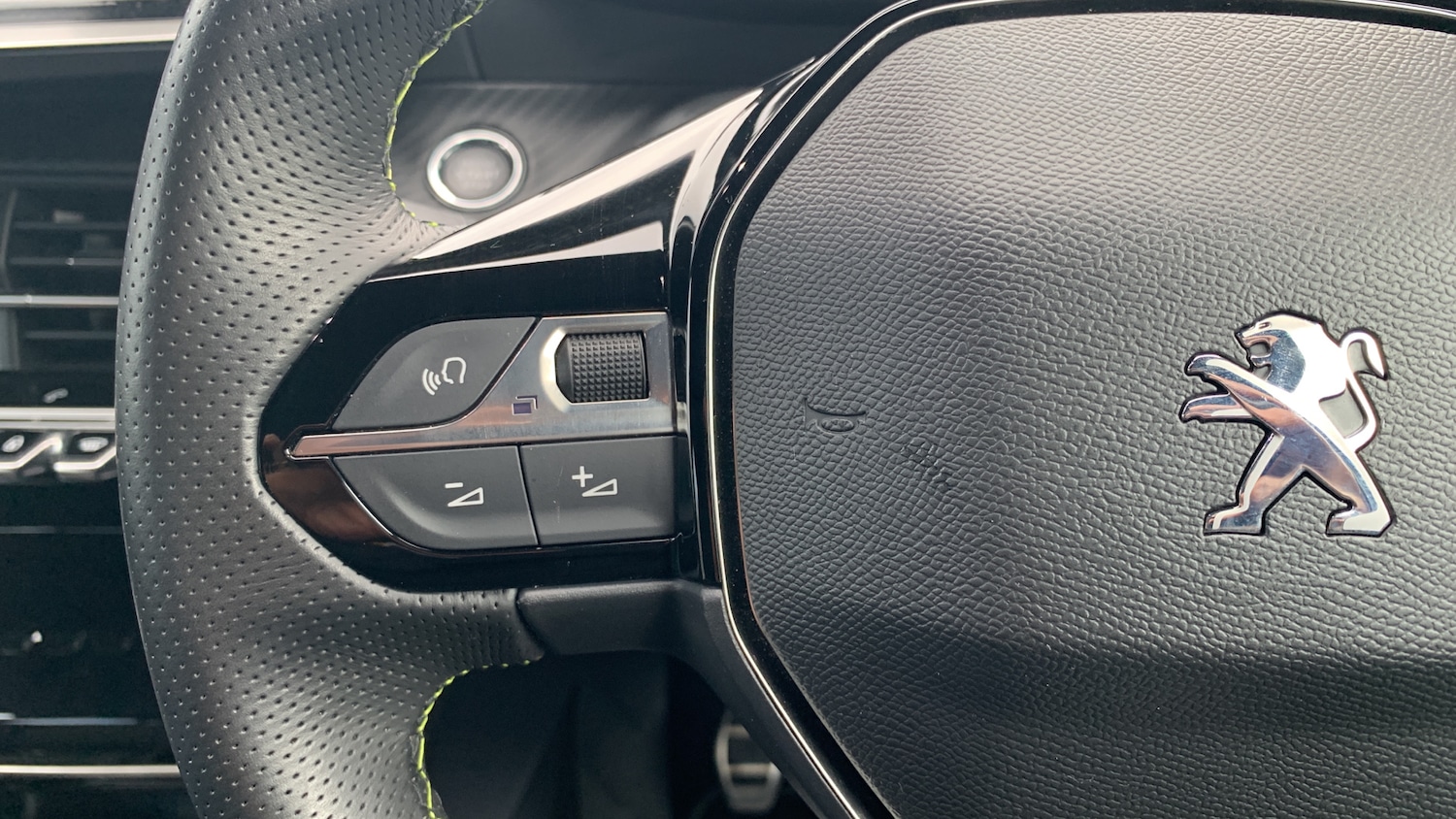 Used Peugeot 208 2021 for sale - 76574396: Photo 23