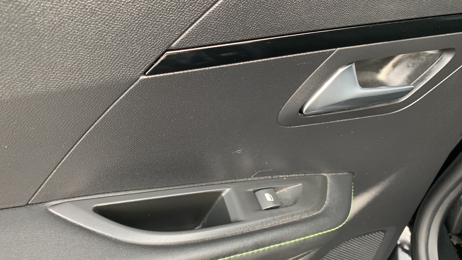 Used Peugeot 208 2021 for sale - 77397010: Photo 42