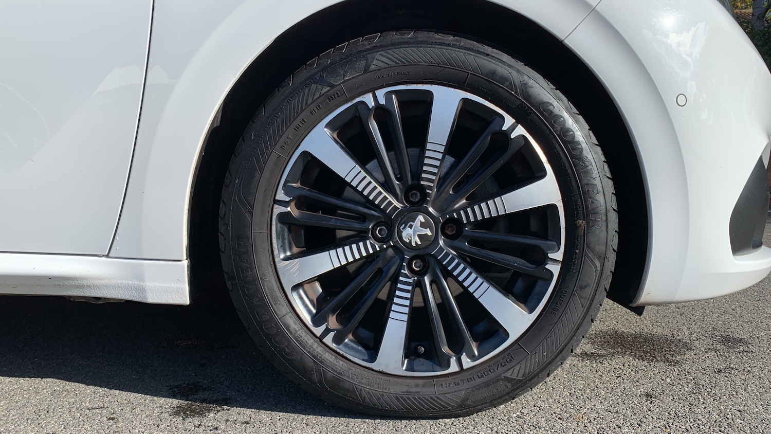 Used Peugeot 208 2019 for sale - 76350366: Photo 14