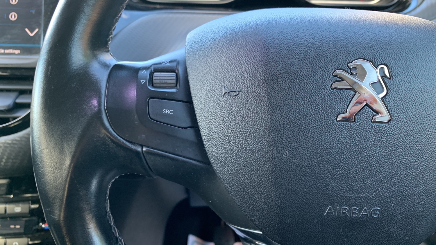 Used Peugeot 208 2019 for sale - 76350366: Photo 23