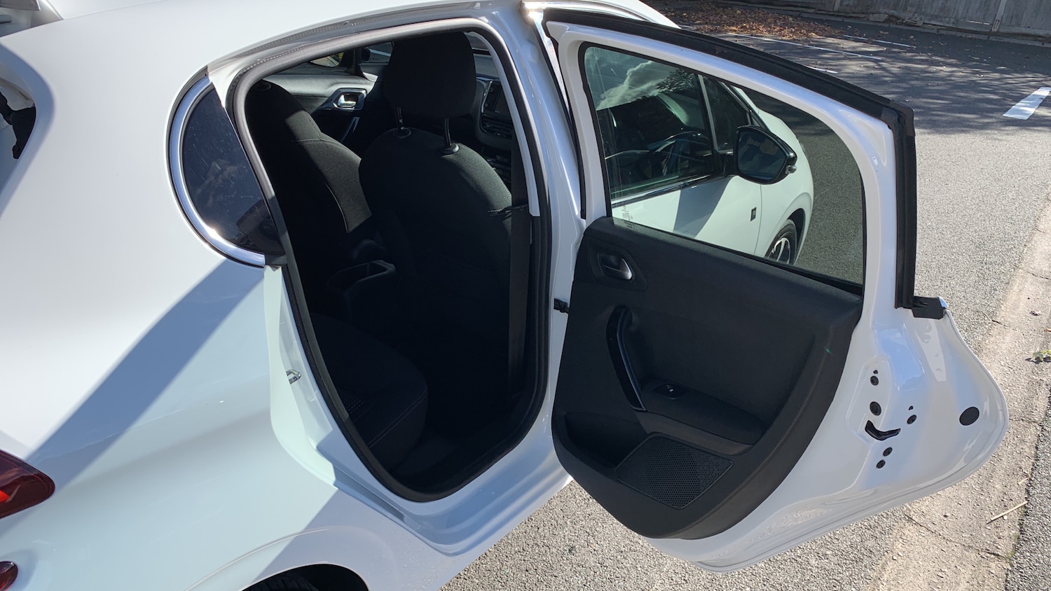 Used Peugeot 208 2019 for sale - 76350366: Photo 50