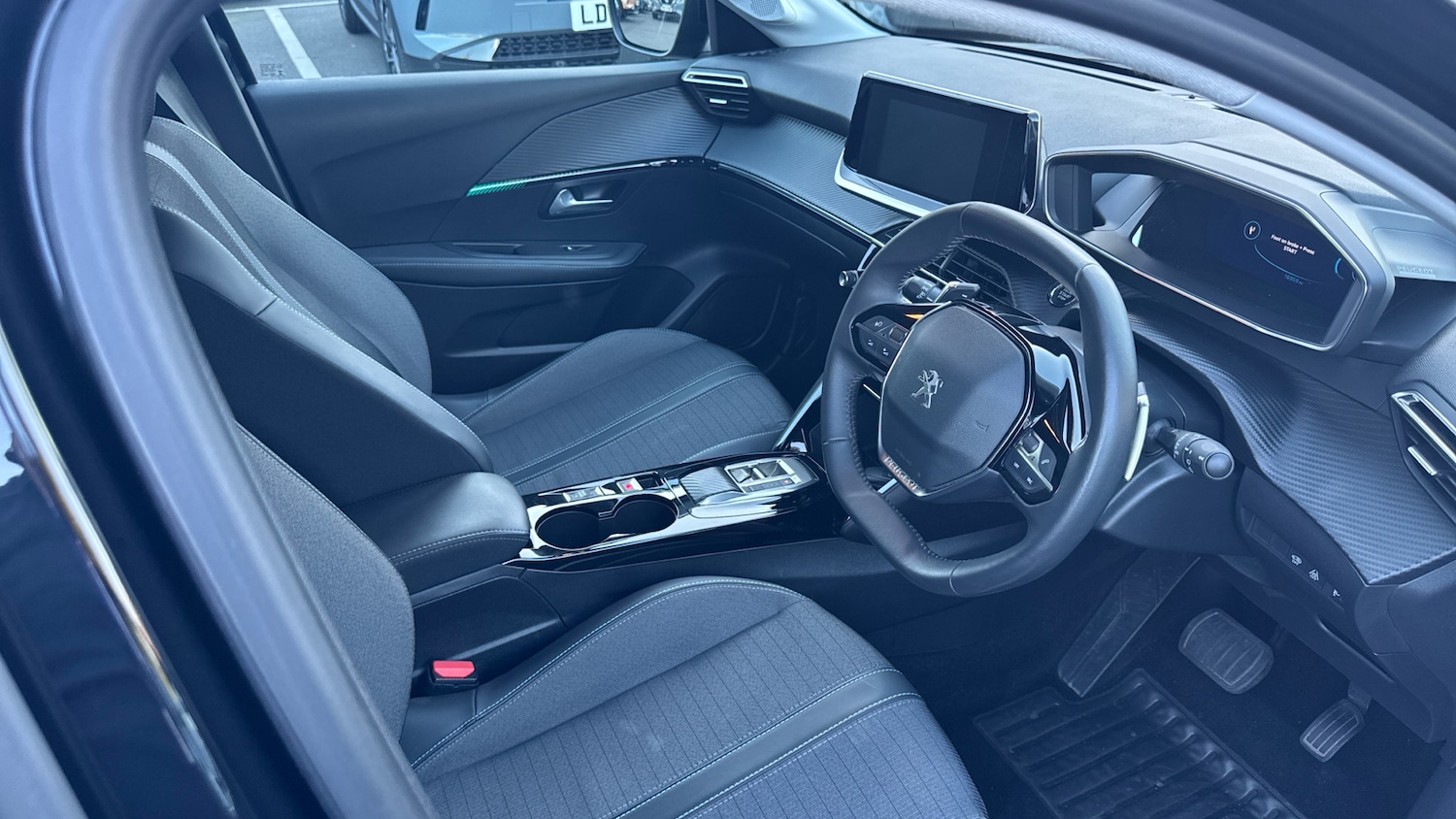 Used Peugeot 208 2022 for sale - 76647082: Photo 11