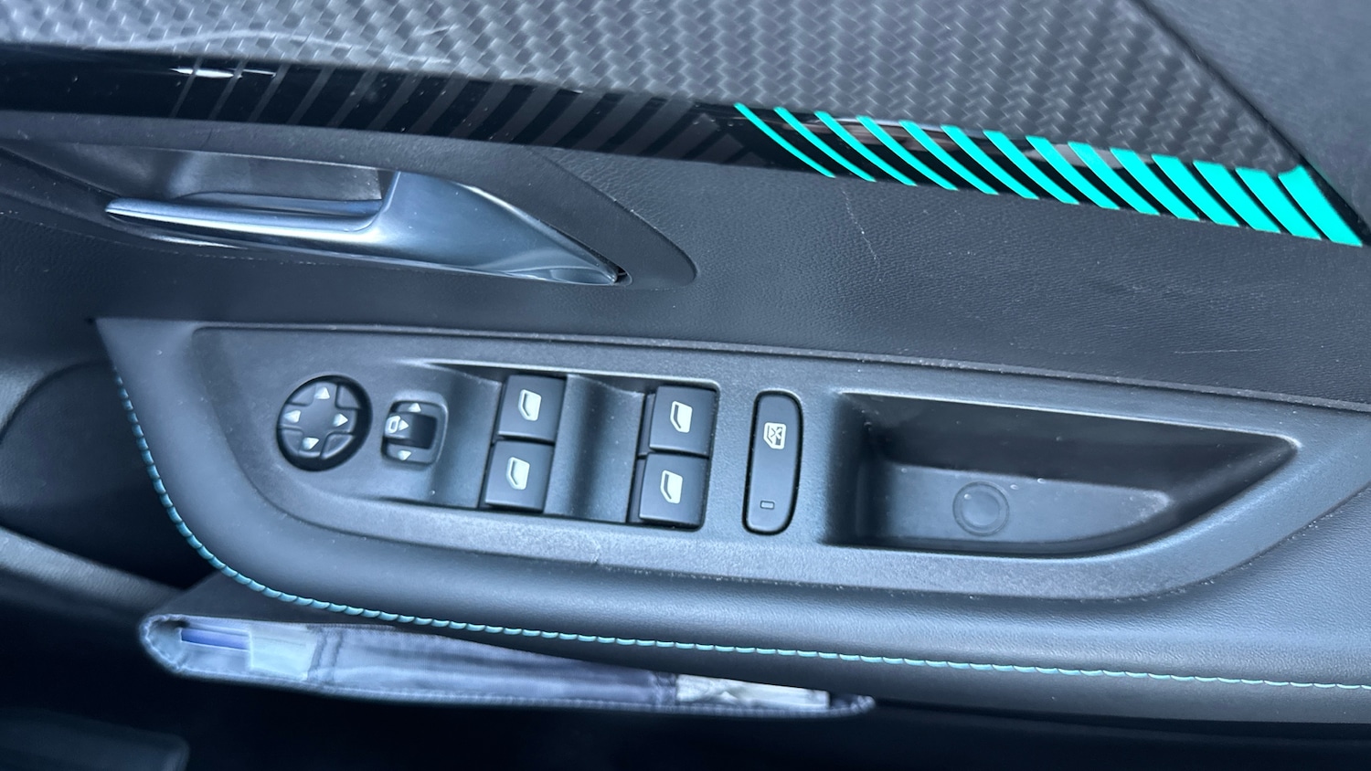 Used Peugeot 208 2022 for sale - 76647082: Photo 22