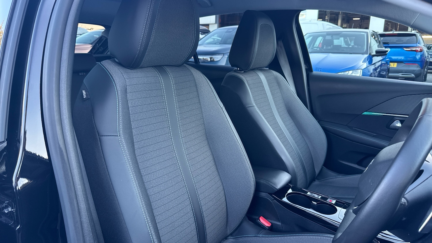 Used Peugeot 208 2022 for sale - 76647082: Photo 38