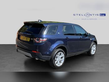Used Land Rover Discovery Sport 2018 for sale - 79633181: Photo