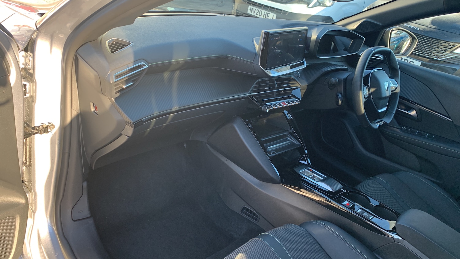 Used Peugeot 208 2025 for sale - 77098838: Photo 13