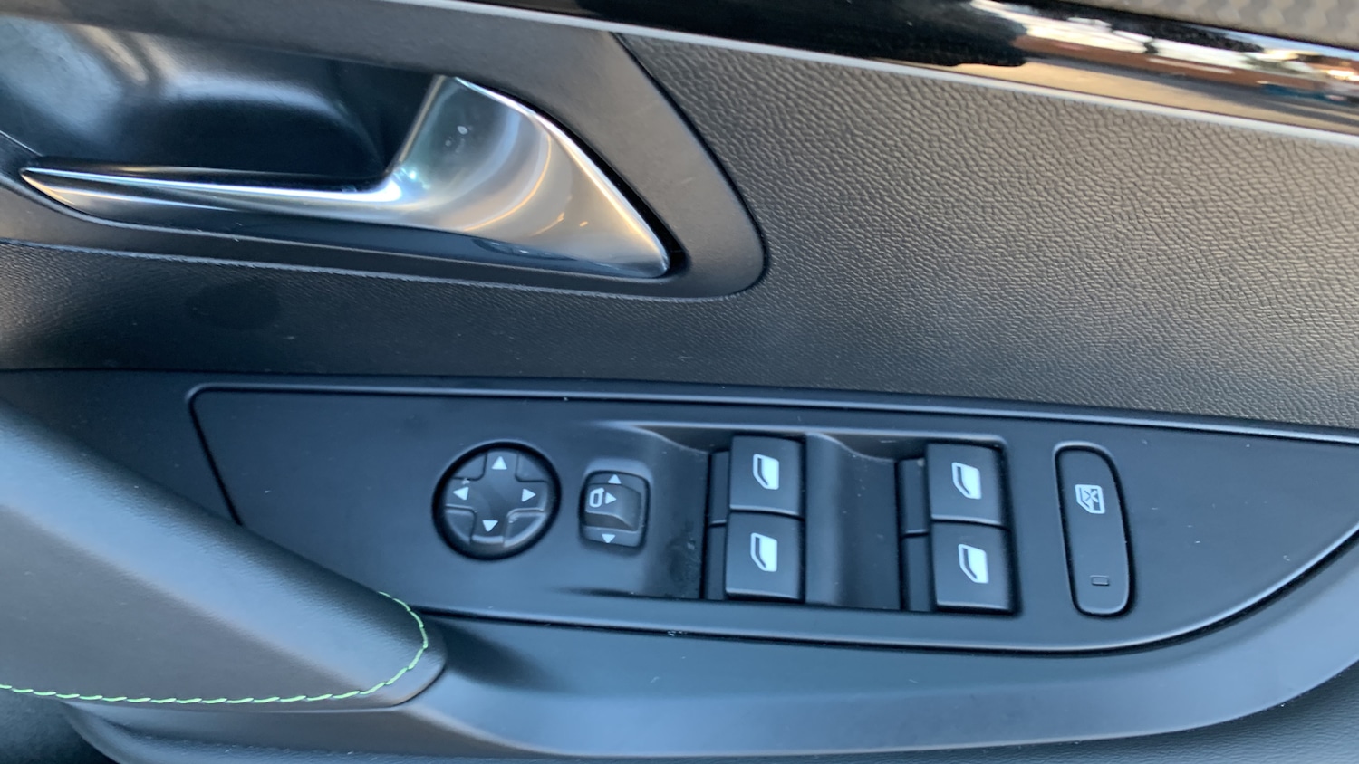 Used Peugeot 208 2025 for sale - 77098838: Photo 23