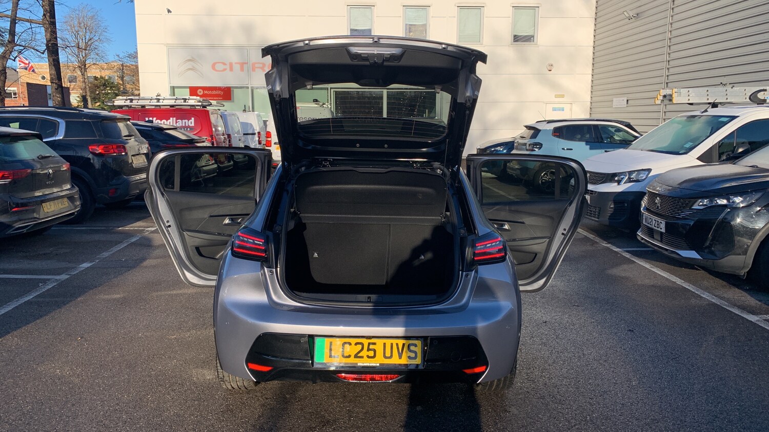 Used Peugeot 208 2025 for sale - 77098838: Photo 57