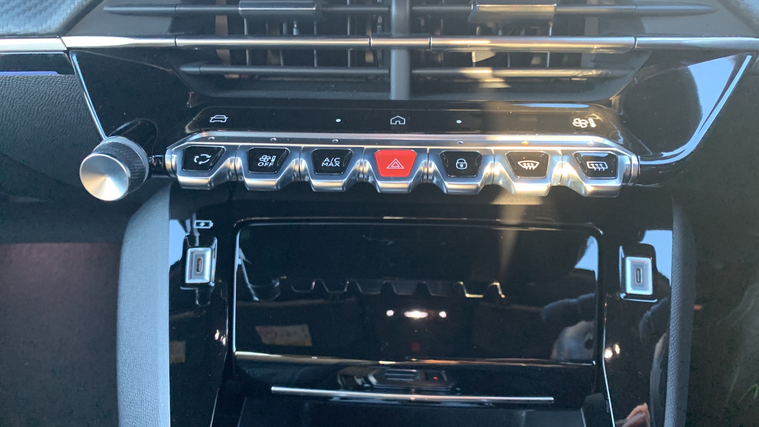 Used Peugeot 208 2025 for sale - 77098838: Photo 59