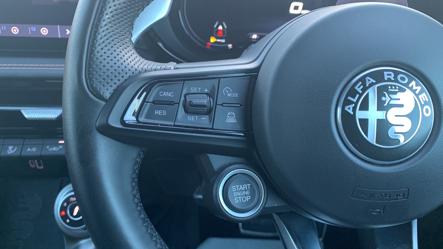 Used Alfa Romeo Tonale 2024 for sale - 77110094: Photo 24