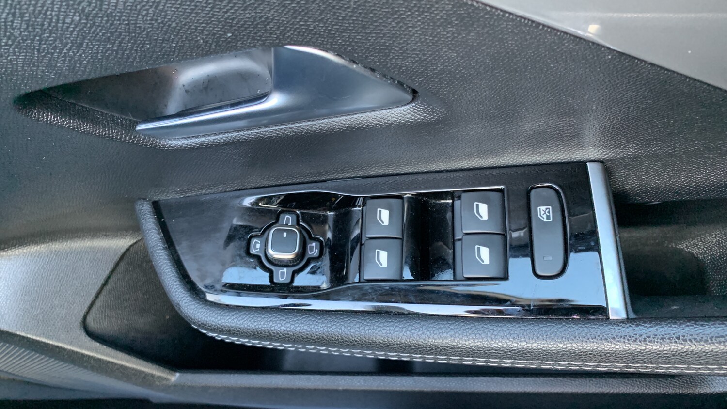 Used Vauxhall Astra 2023 for sale - 75929275: Photo 22