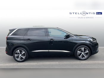 Used Peugeot 5008 2018 for sale - 79413737: Photo