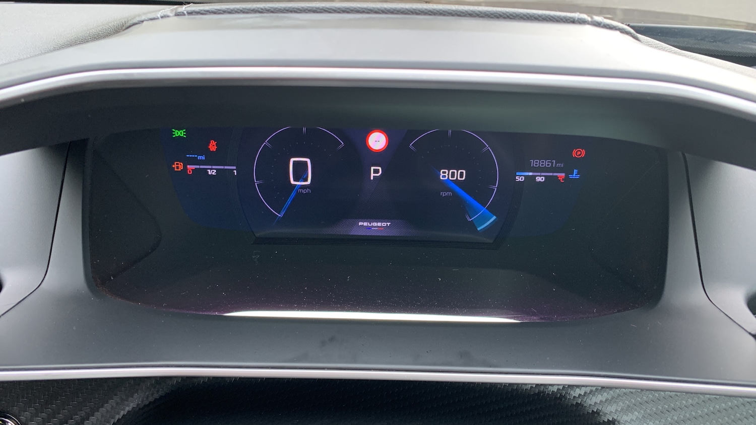 Used Peugeot 2008 2023 for sale - 76086036: Photo 13