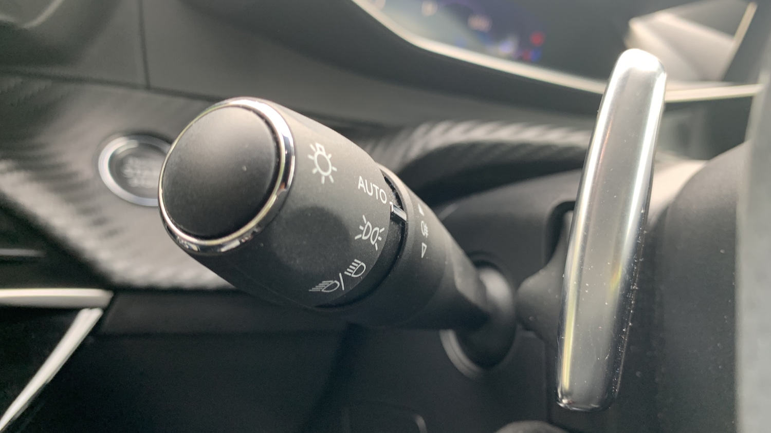 Used Peugeot 2008 2023 for sale - 76086036: Photo 27
