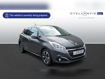 Used Peugeot 208 2019 for sale - 77254301: Photo