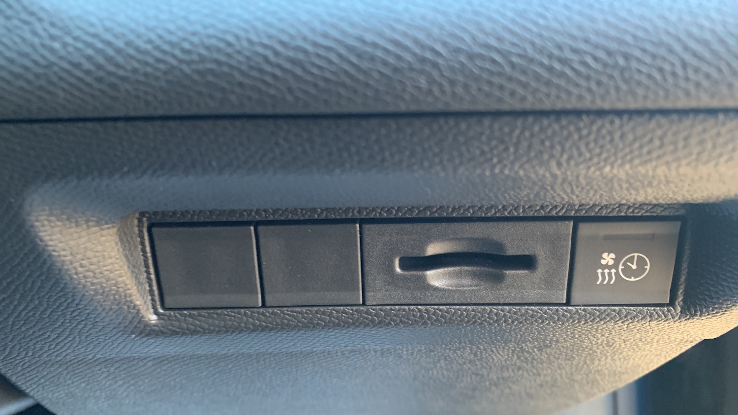 Used Peugeot 308 2025 for sale - 76850903: Photo 34