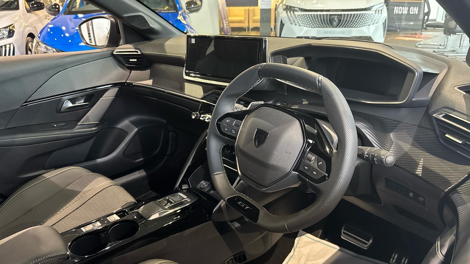 Used Peugeot 208 2026 for sale - 78186295: Photo 2