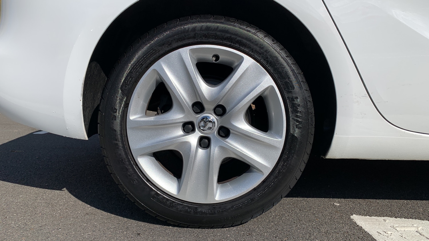 Used Vauxhall Zafira Tourer 2016 for sale - 75929322: Photo 17