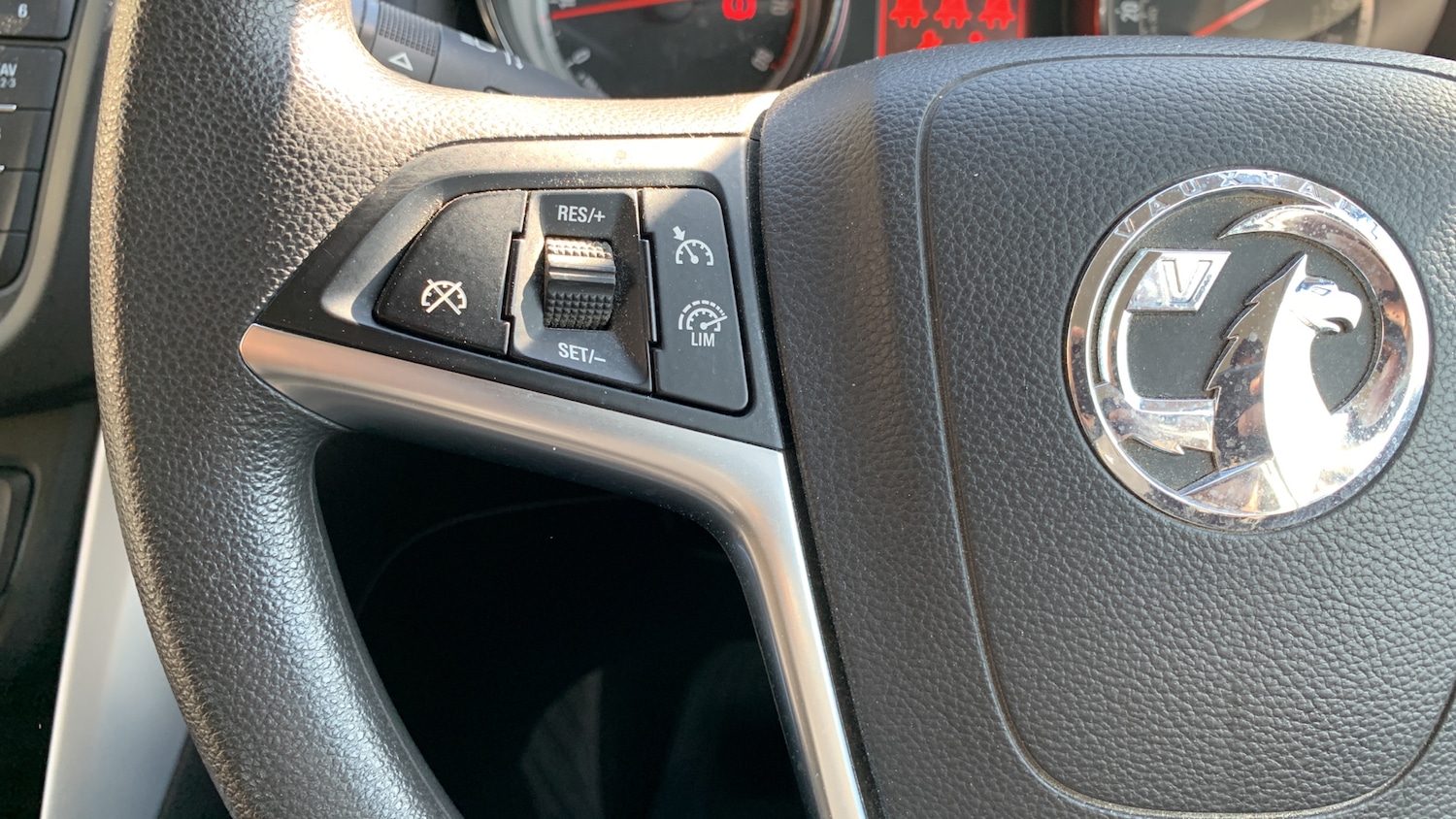 Used Vauxhall Zafira Tourer 2016 for sale - 75929322: Photo 23