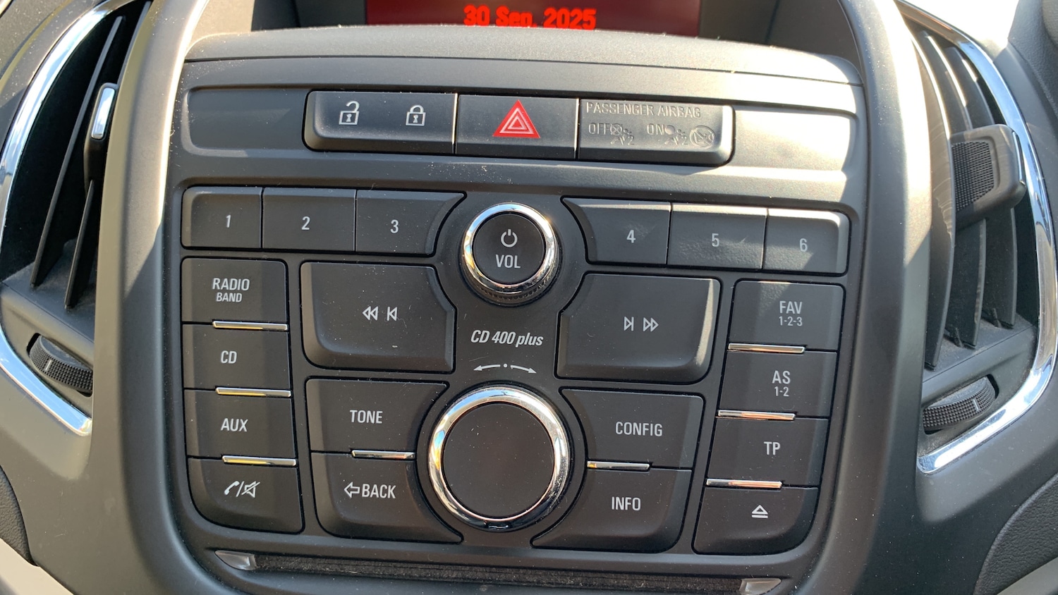 Used Vauxhall Zafira Tourer 2016 for sale - 75929322: Photo 29