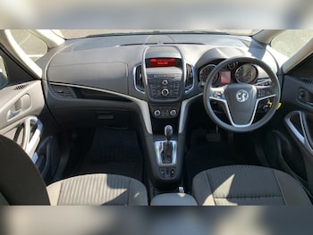 Used Vauxhall Zafira Tourer 2016 for sale - 75929322: Photo 4