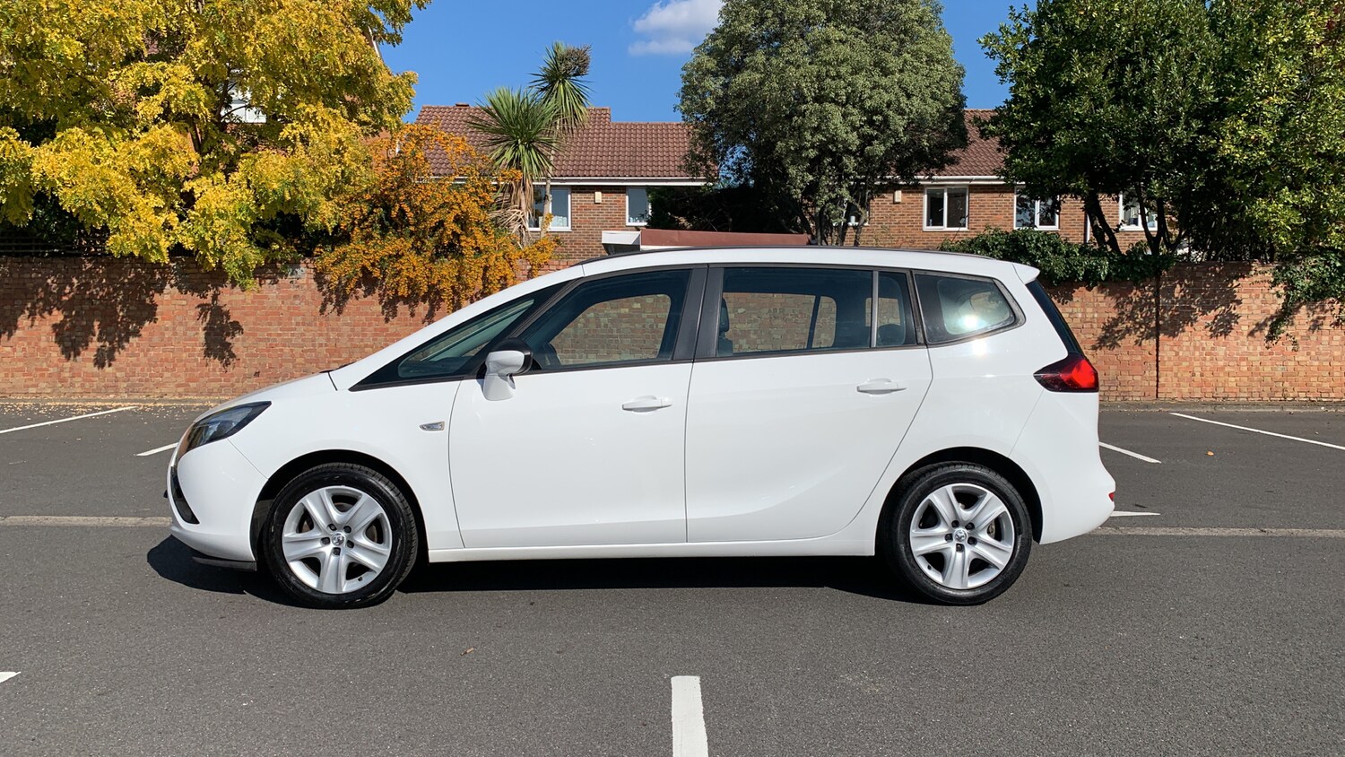 Used Vauxhall Zafira Tourer 2016 for sale - 75929322: Photo 6