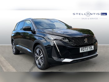 2023 - 1.2 PureTech Allure Premium + SUV 5dr Petrol EAT Euro 6 (s/s) (130 ps)