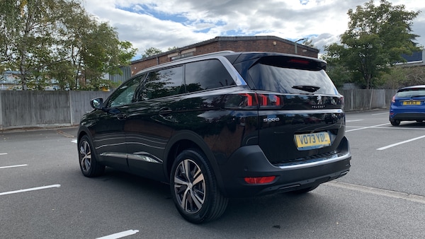 Used Peugeot 5008 2023 for sale - 76033069: Photo 5
