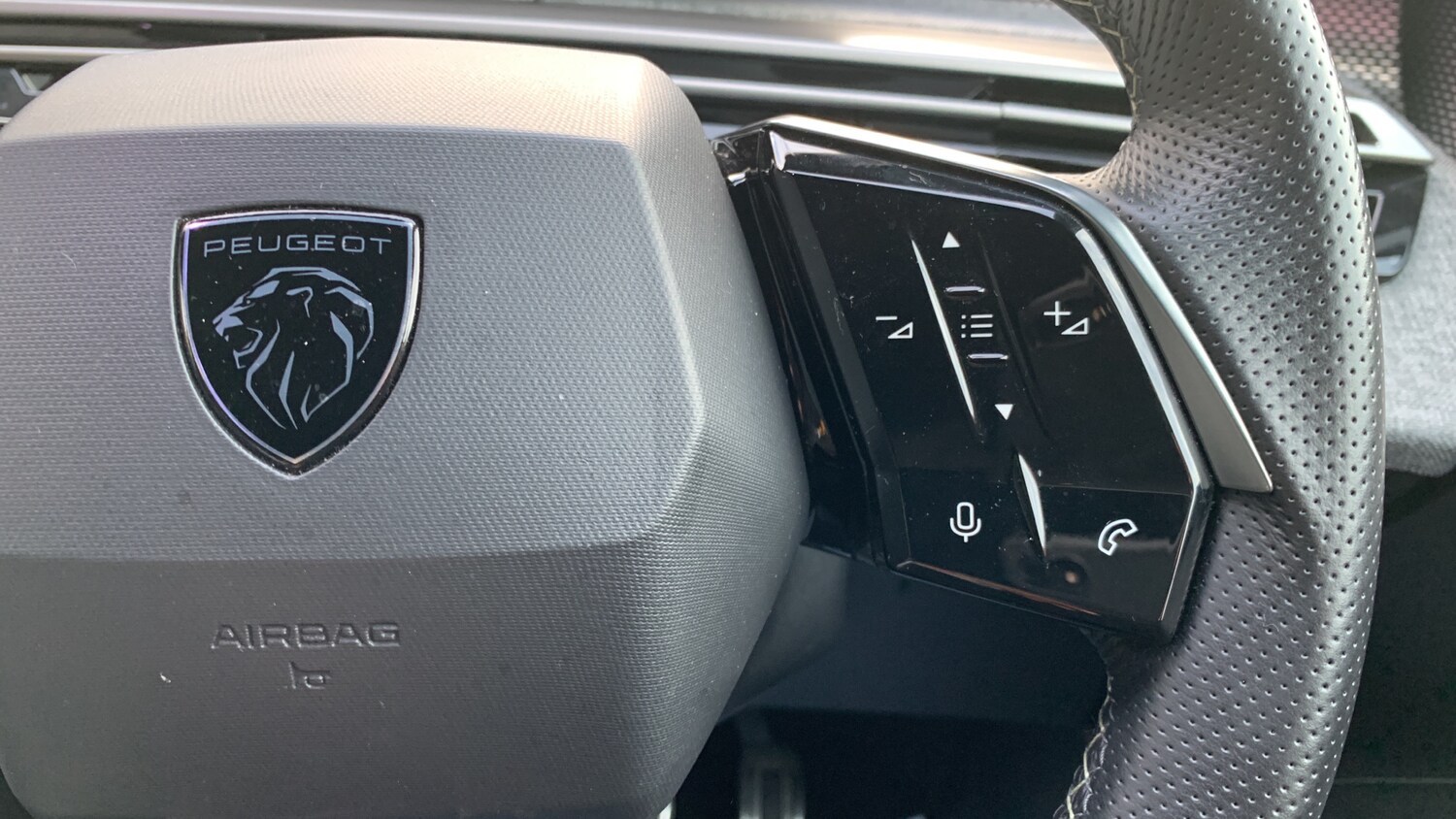 Used Peugeot 3008 2024 for sale - 76241091: Photo 24