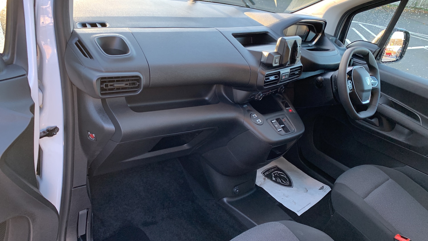 Used Peugeot Partner 2025 for sale - 76787605: Photo 12