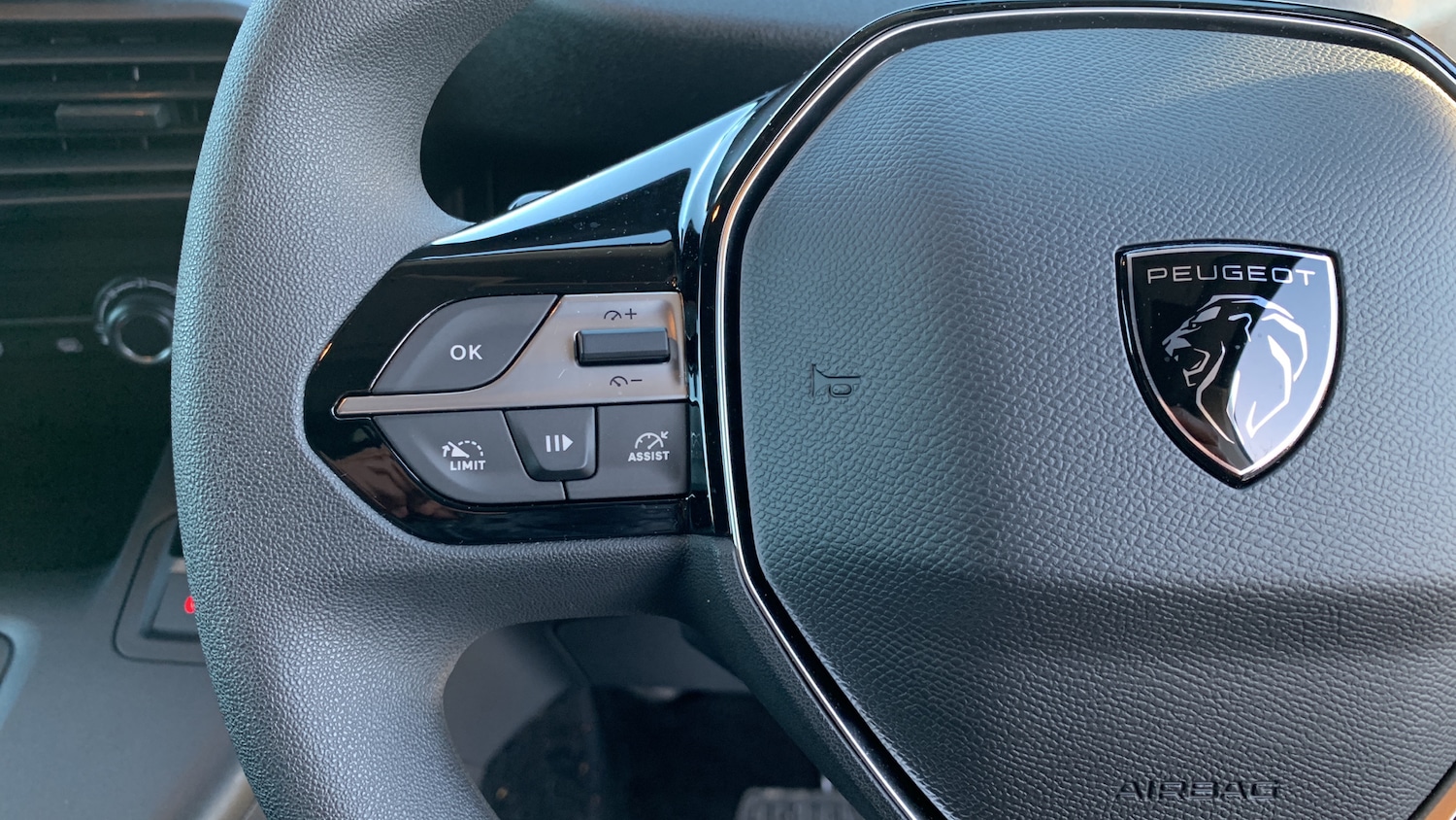 Used Peugeot Partner 2025 for sale - 76787605: Photo 23