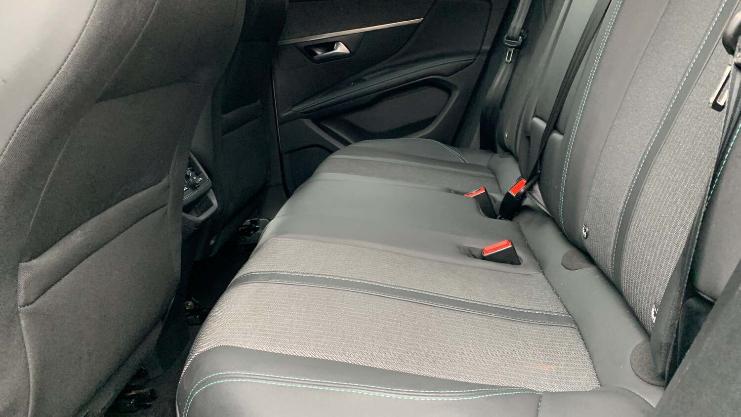 Used Peugeot 3008 2023 for sale - 77684995: Photo 33