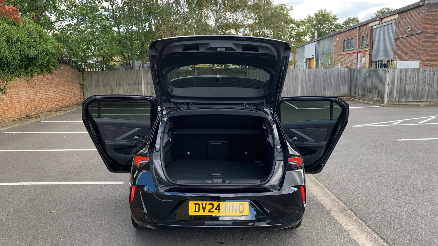 Used Vauxhall Astra 2024 for sale - 75942629: Photo 55