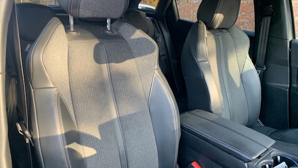 Used Peugeot 3008 2019 for sale - 76123540: Photo 42