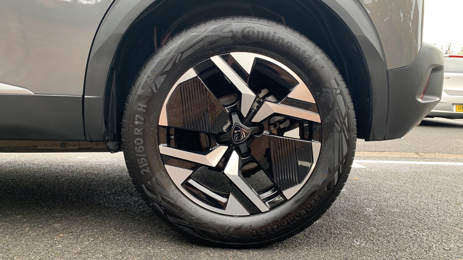 Used Peugeot 2008 2025 for sale - 76241111: Photo 17