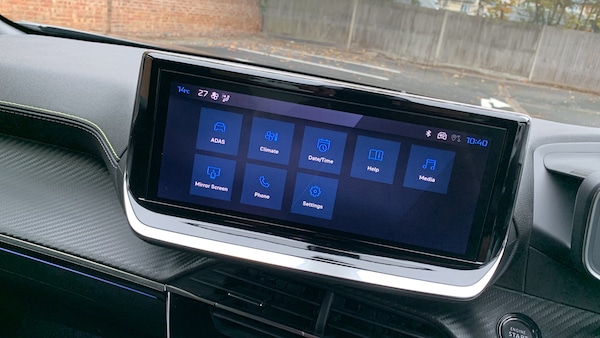 Used Peugeot 2008 2025 for sale - 76241111: Photo 31