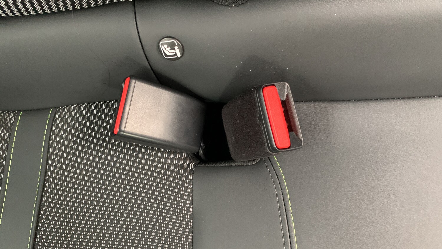 Used Peugeot 2008 2025 for sale - 76241111: Photo 35