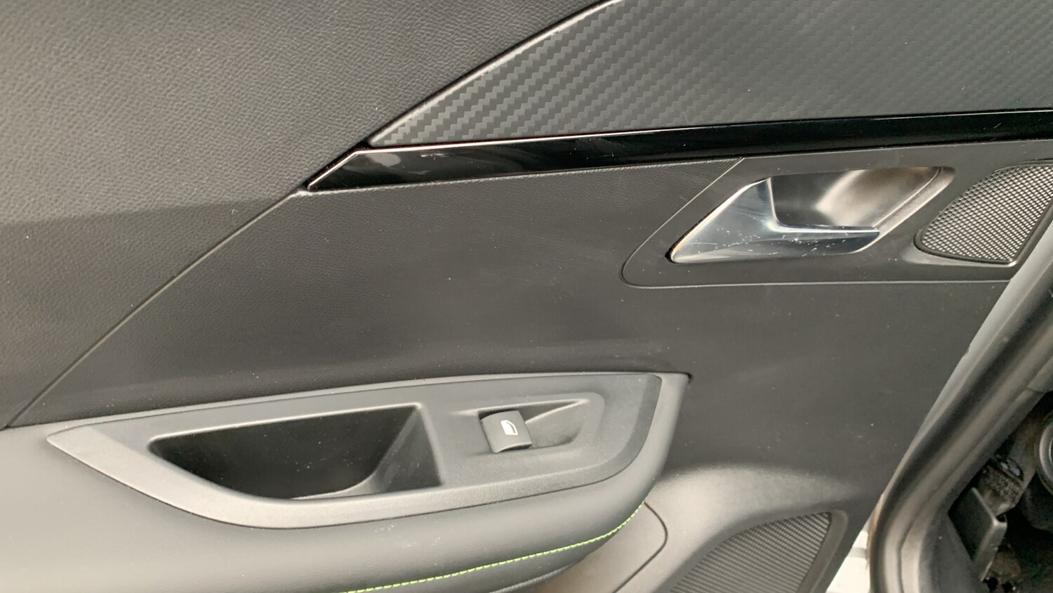 Used Peugeot 2008 2025 for sale - 76241111: Photo 41