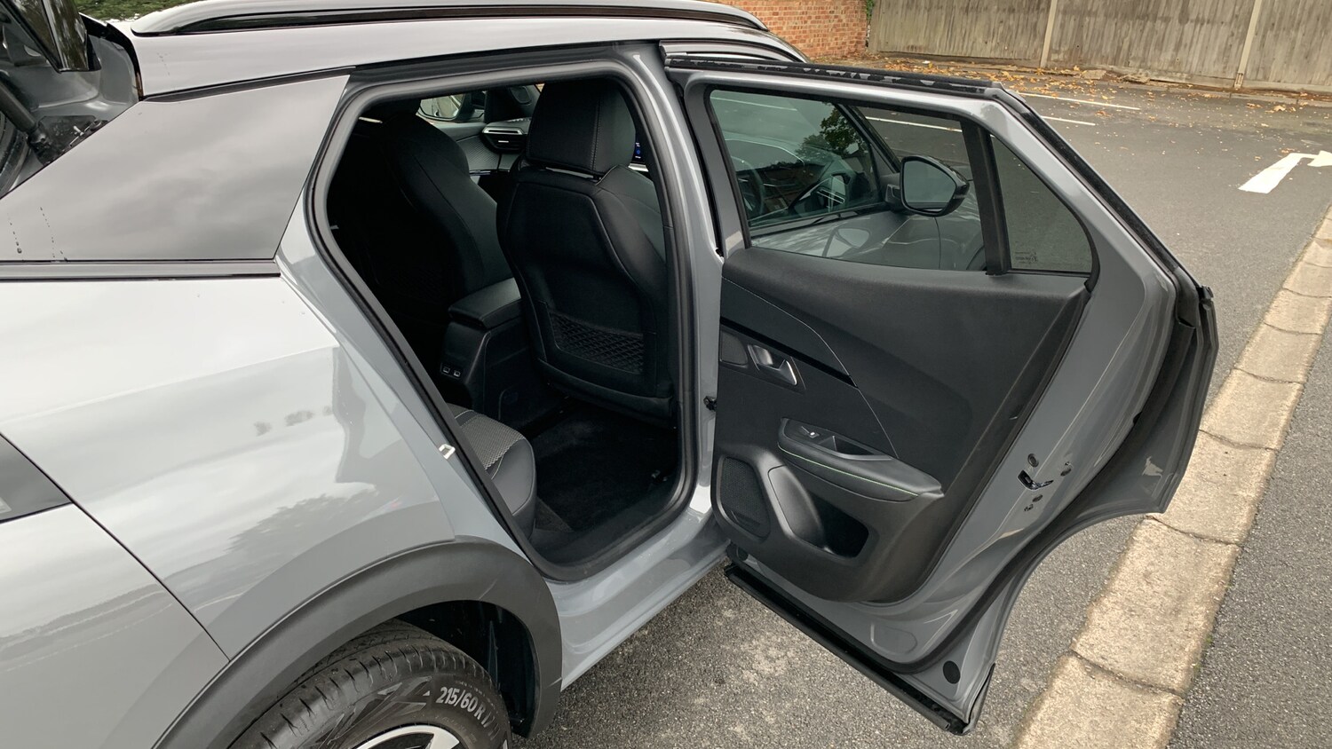 Used Peugeot 2008 2025 for sale - 76241111: Photo 52