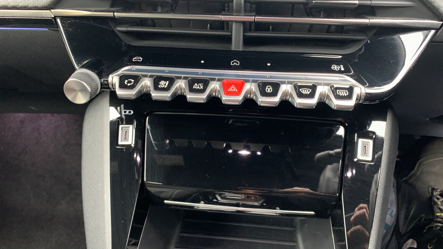 Used Peugeot 2008 2025 for sale - 76241111: Photo 58