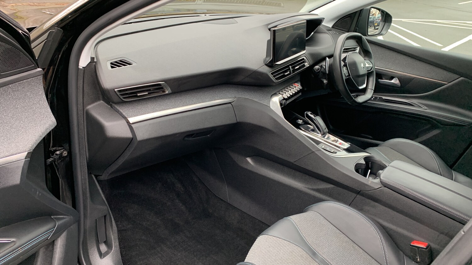 Used Peugeot 3008 2023 for sale - 77613589: Photo 12