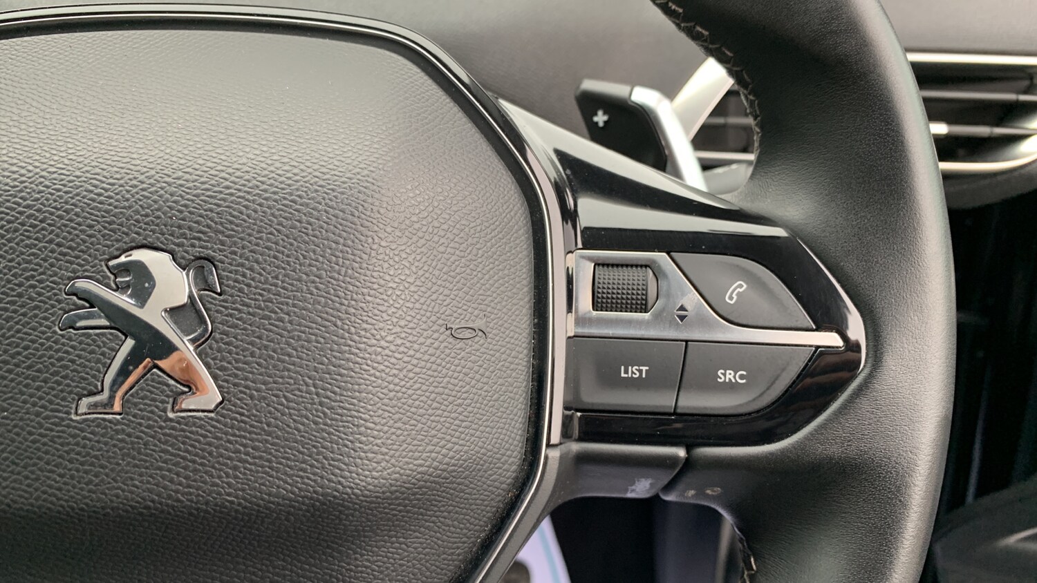 Used Peugeot 3008 2023 for sale - 77613589: Photo 24