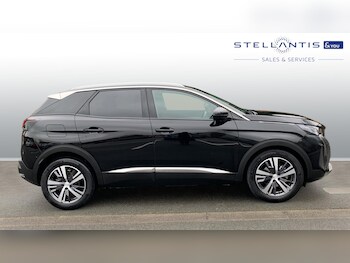Used Peugeot 3008 2023 for sale - 77613589: Photo