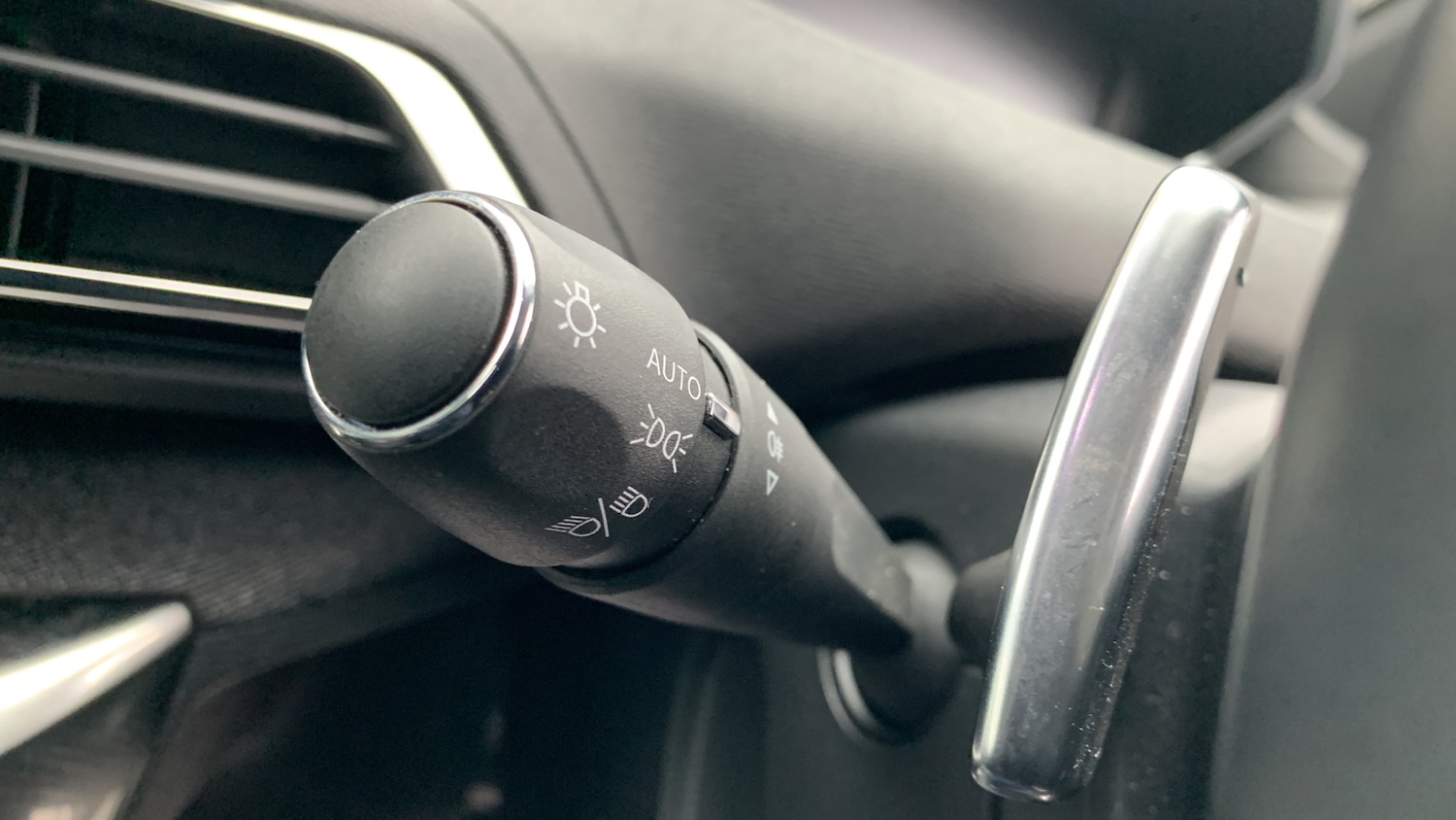 Used Peugeot 3008 2023 for sale - 76621423: Photo 27