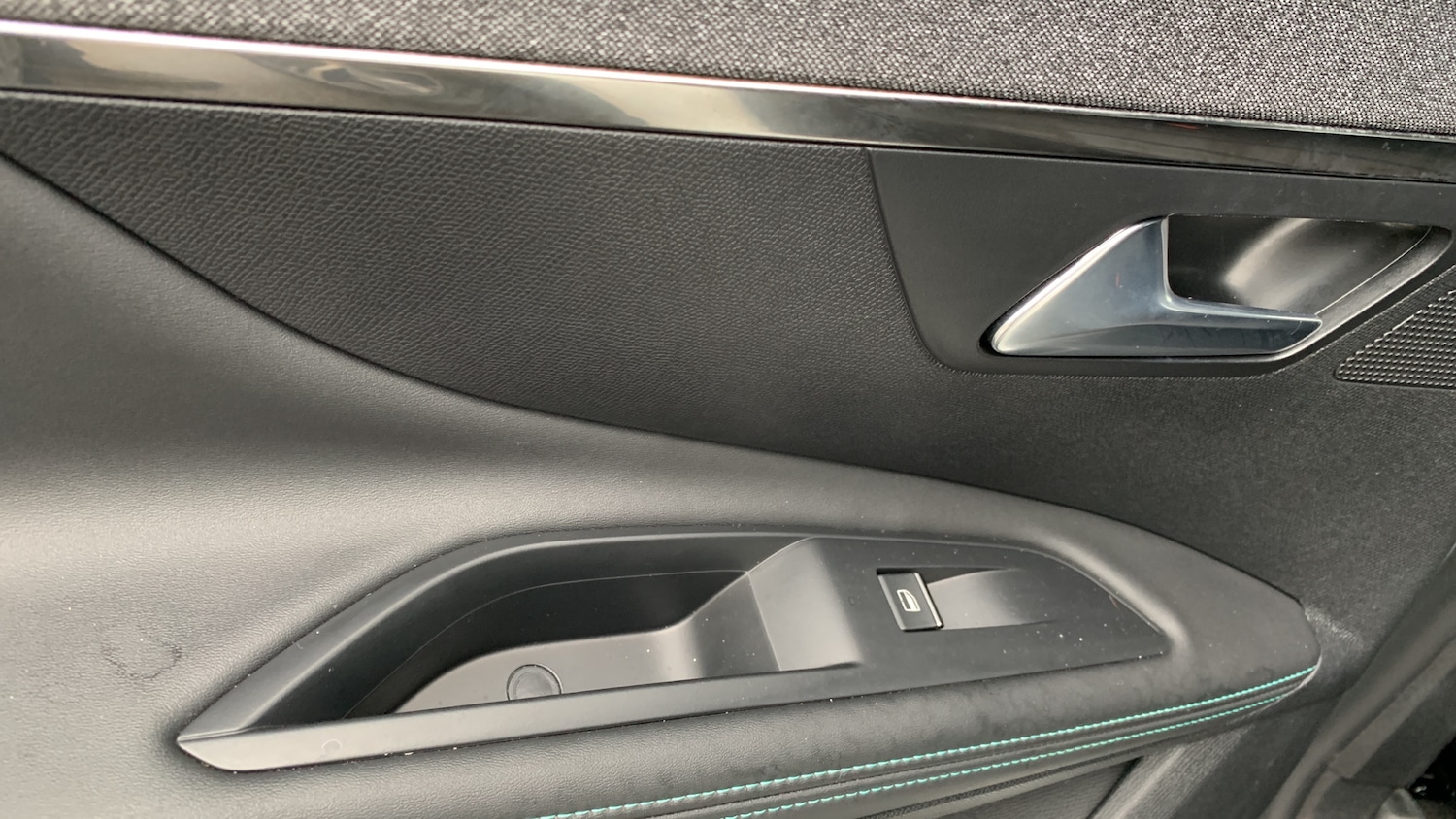 Used Peugeot 3008 2023 for sale - 76621423: Photo 41