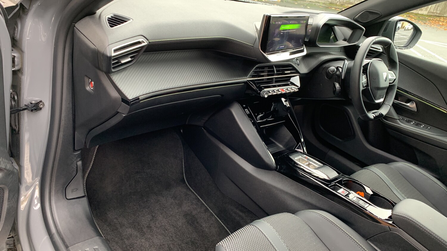 Used Peugeot 2008 2024 for sale - 76419744: Photo 12