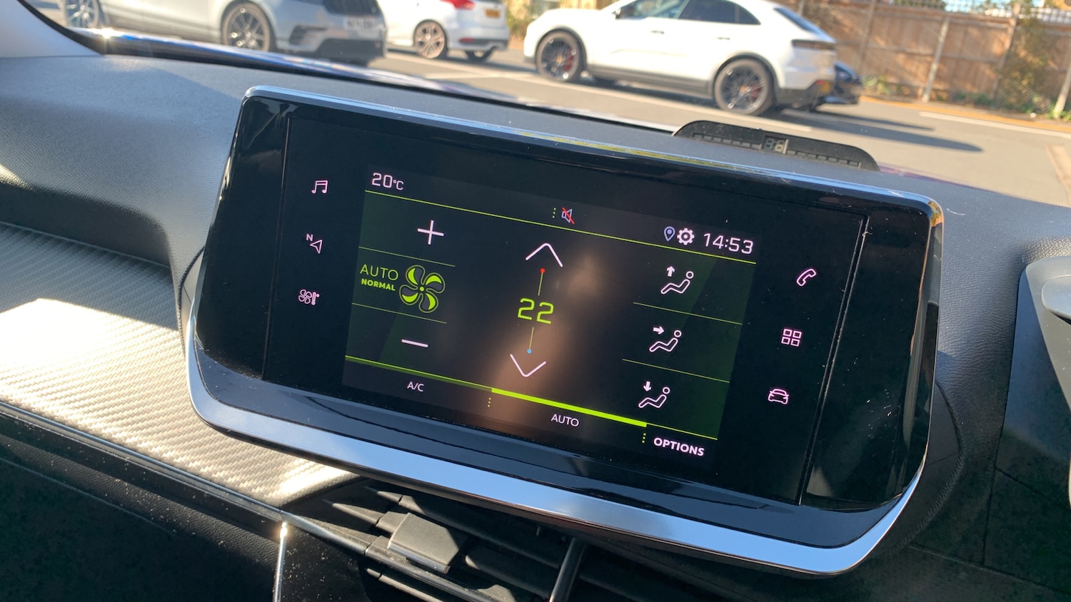 Used Peugeot 2008 2022 for sale - 76095557: Photo 29